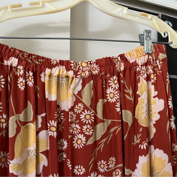 Cynthia Rowley Midi NWOT Floral Skirt - Picture 10 of 11